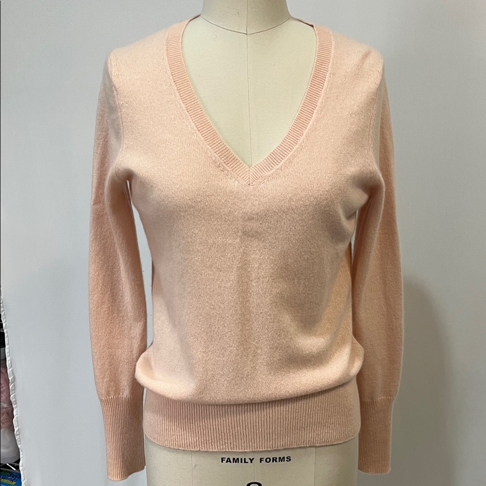 Halogen Soft Peach V-Neck Sweater